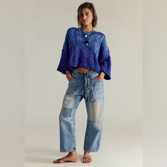 We The Free Moxie Pull-On Barrel Jeans Truest Blue Size 29 Distressed Patchwork - Picture 1 of 16